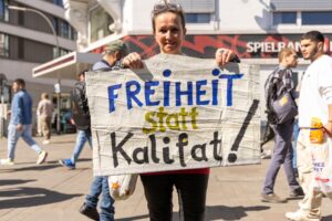 Islam má zvláštnu rolu. Každý, kto ju pomenuje, musí čeliť osočovaniu