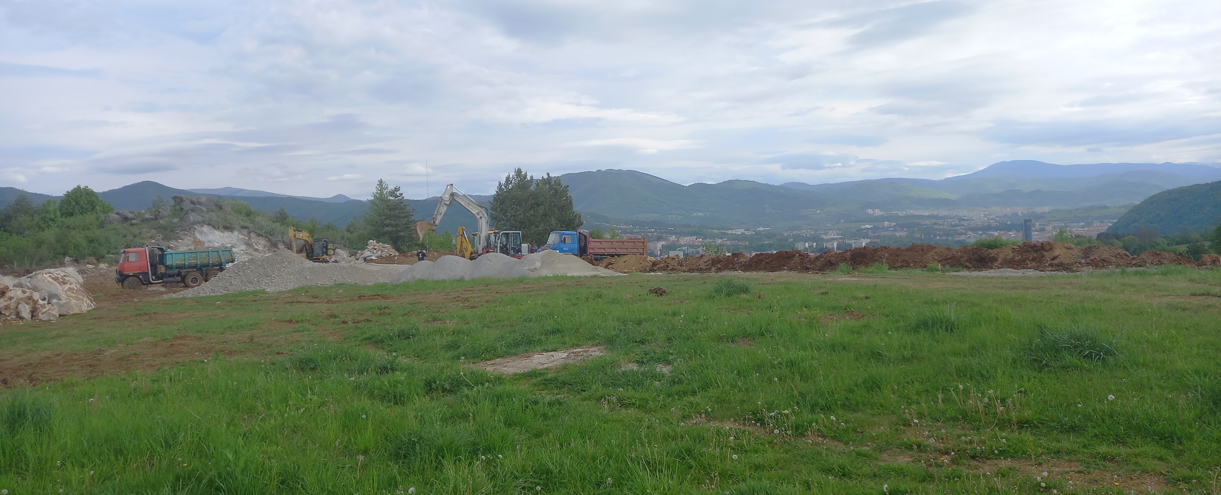 Do Malachovských skaliek sa zahryzli stroje. Poslanci sa obrátili na prokuratúru