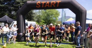 Foto: Prvý ročník Zay Crossu prilákal do Uhrovskej doliny bežcov z rôznych kútov Slovenska
