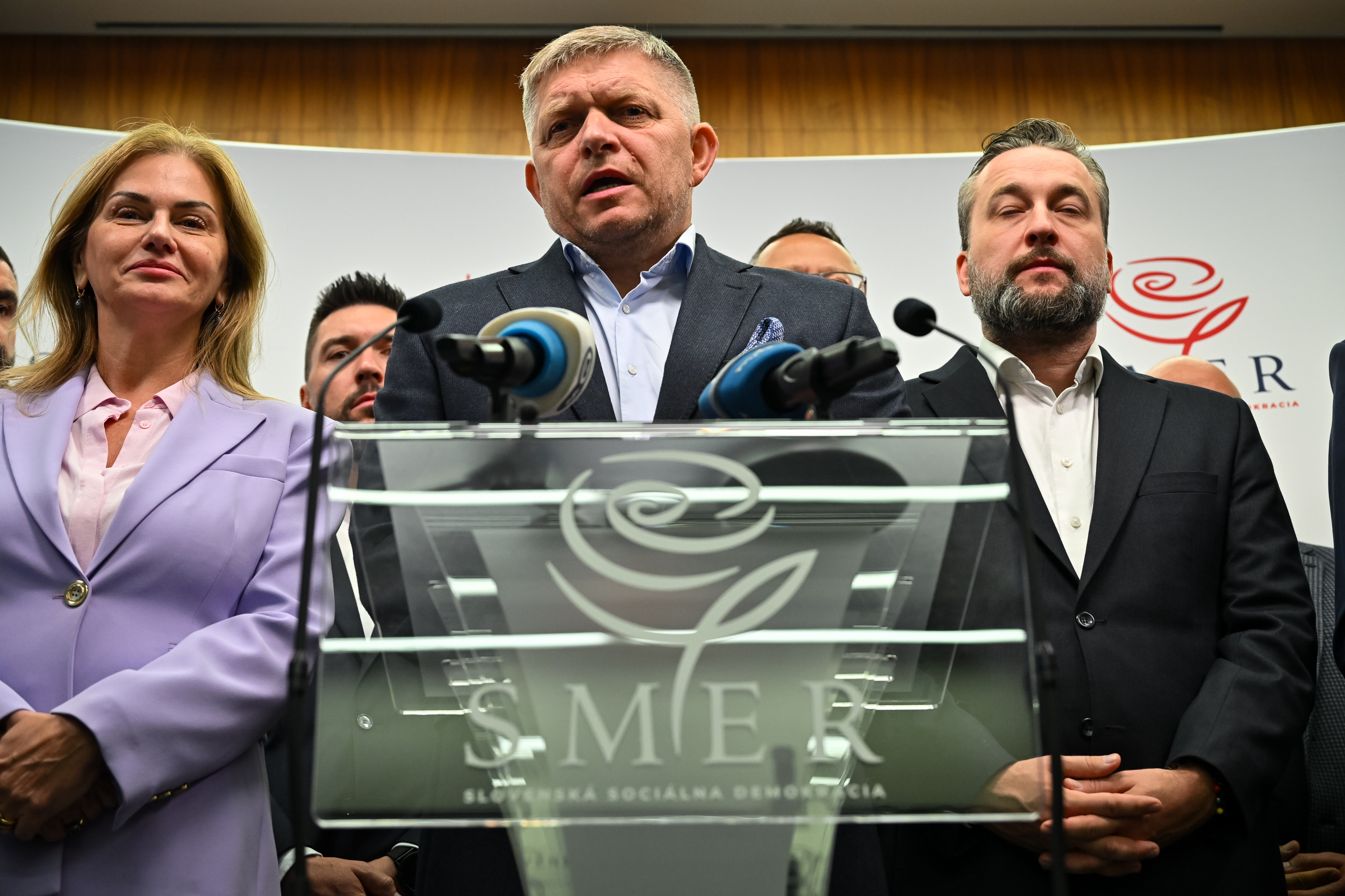 Prieskum: Smer by v eurovoľbách porazil Progresívne Slovensko