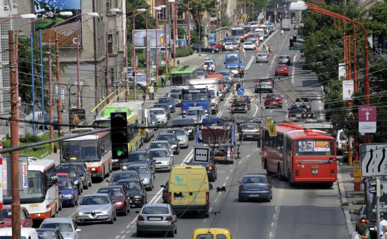 Bratislava zatiaľ neuvažuje o redukcii jazdných pruhov na Šancovej ulici