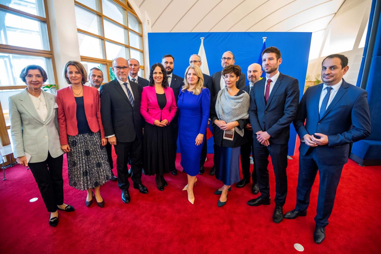 Zuzna Čaputová s europoslancami z minulého volebného obdobia.  Foto: Jaroslav Novák/TASR