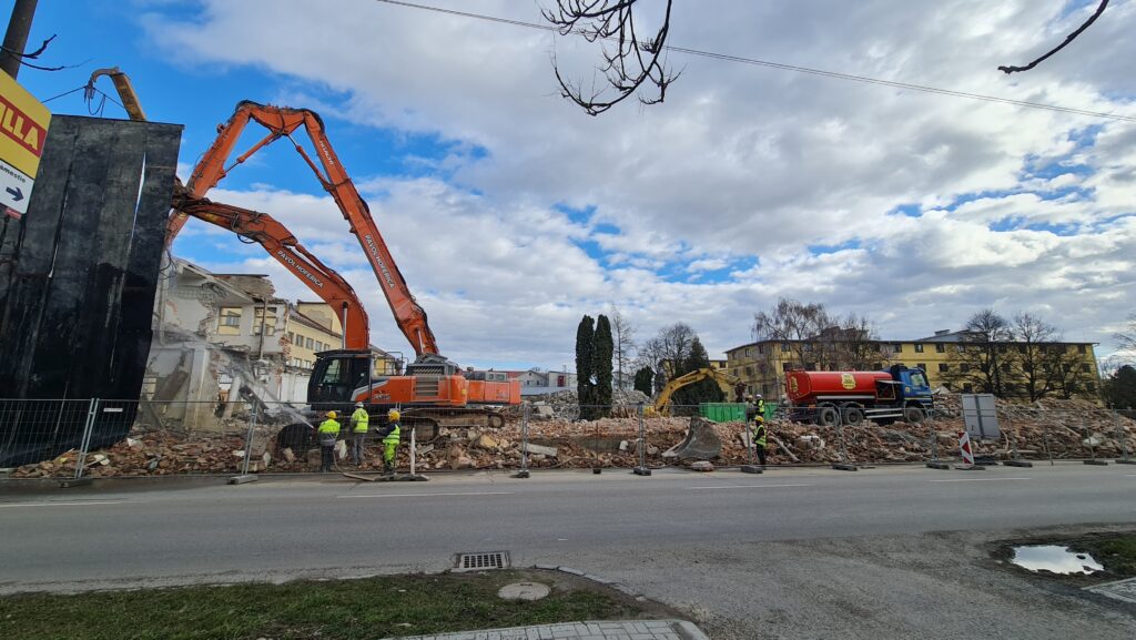 Miesto v areáli tabakovej továrne, kde bude postavený nový Lidl. Foto: Branislav Caban