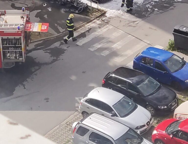 Na prešovskom sídlisku šľahali plamene. Požiar tam zanechal poriadnu spúšť