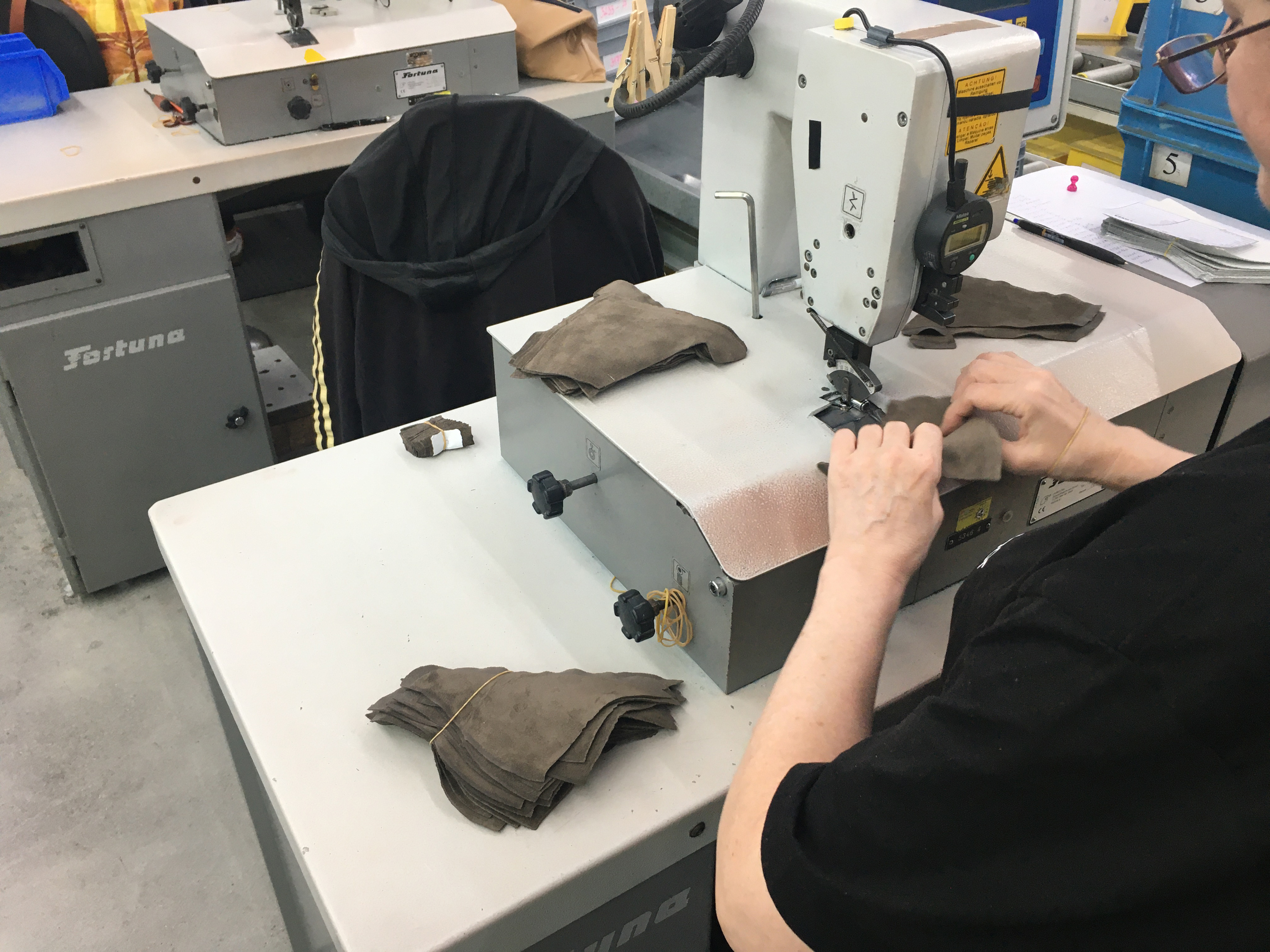 Výrobca módnej obuvi v Bánovciach rastie. Vlani dodal vyše 2,6 milióna párov topánok