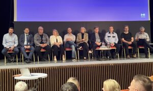 Vallo v Petržalke veľa ľudí neprilákal. Konfrontačným témam s Hrčkom sa radšej vyhol