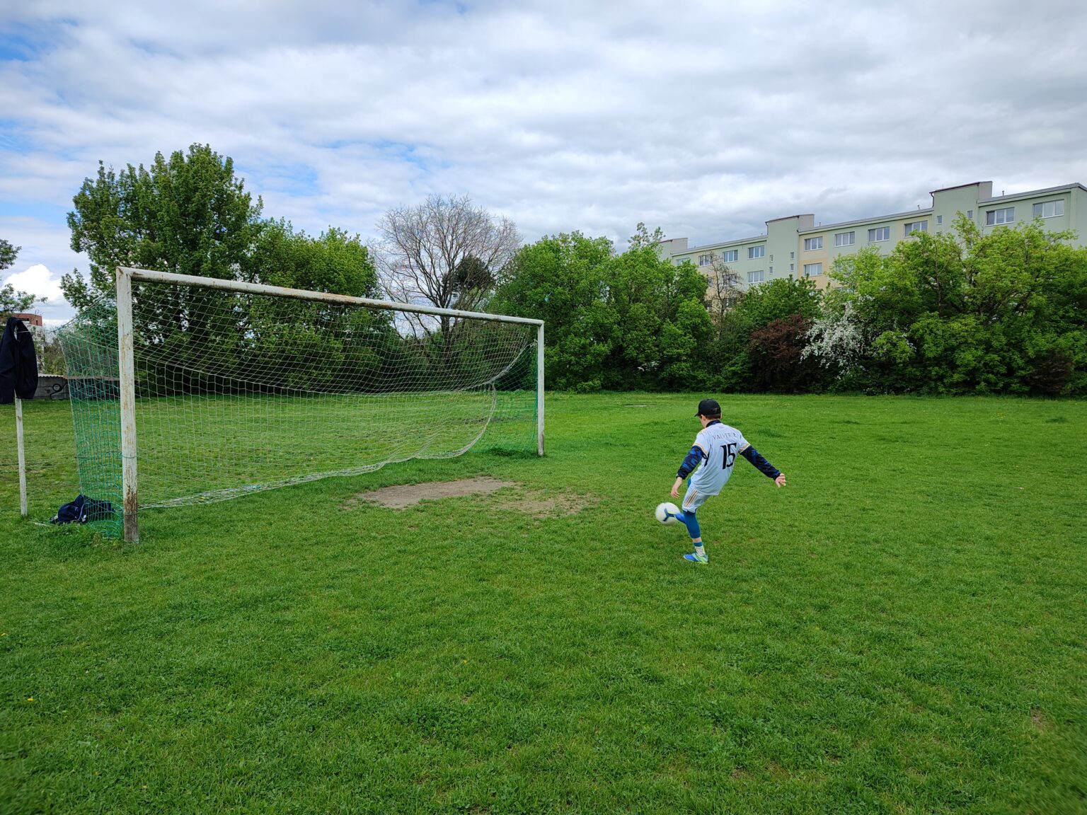 Futbalová nočná mora. Foto: Andrej Palko
