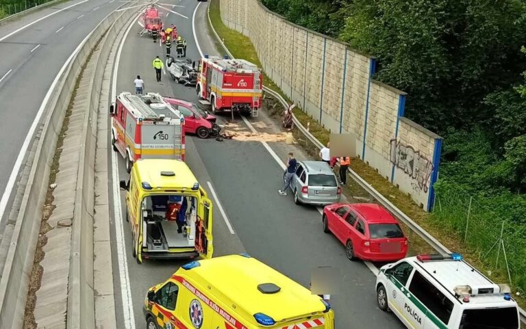 Bol za tým alkohol? Polícia vyšetruje príčiny nehody na liptovskej diaľnici
