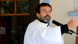 Farár Kuffa: Fica som nevolil, ale nesmierne si ho vážim. Teším sa, že máme takého premiéra