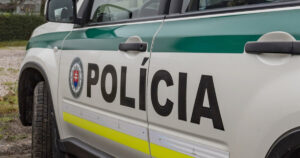 Polícia zastavila trestné stíhanie v prípade manažovania pandémie