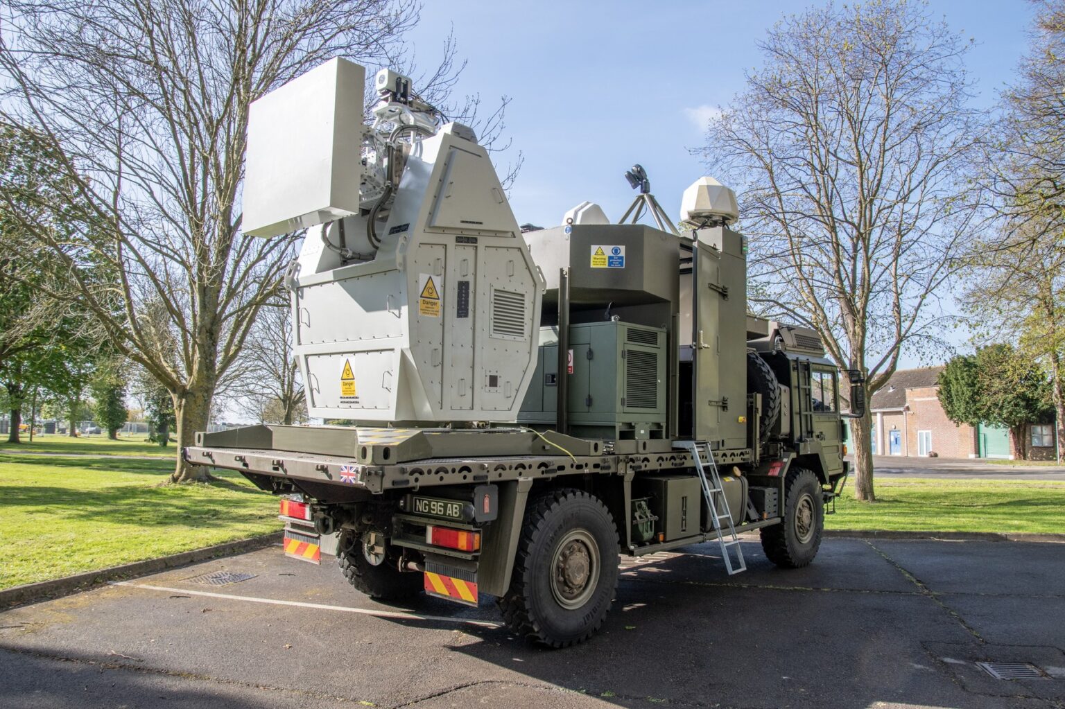 Britské zariadenie fungujúce na princípe smerovanej energie rádiových frekvencií (RFDEW). Foto: Profimedia.sk