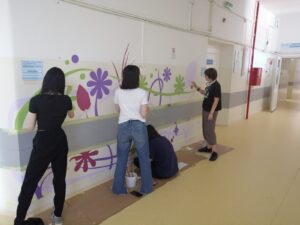 Pomaľovali steny pôrodnice. ŠUP-kári majú na konte aj ďalšie počiny