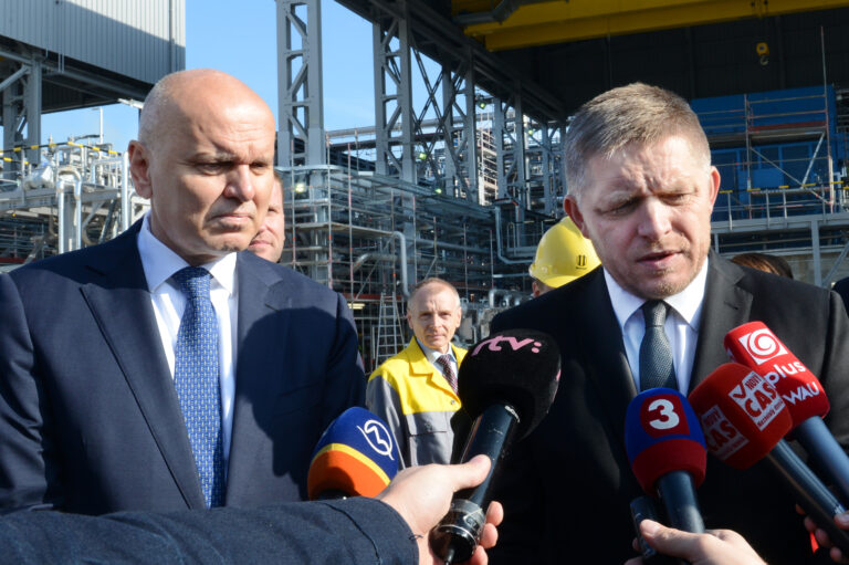 Ukrajina prestala na Slovensko prepravovať ruskú ropu od Lukoilu