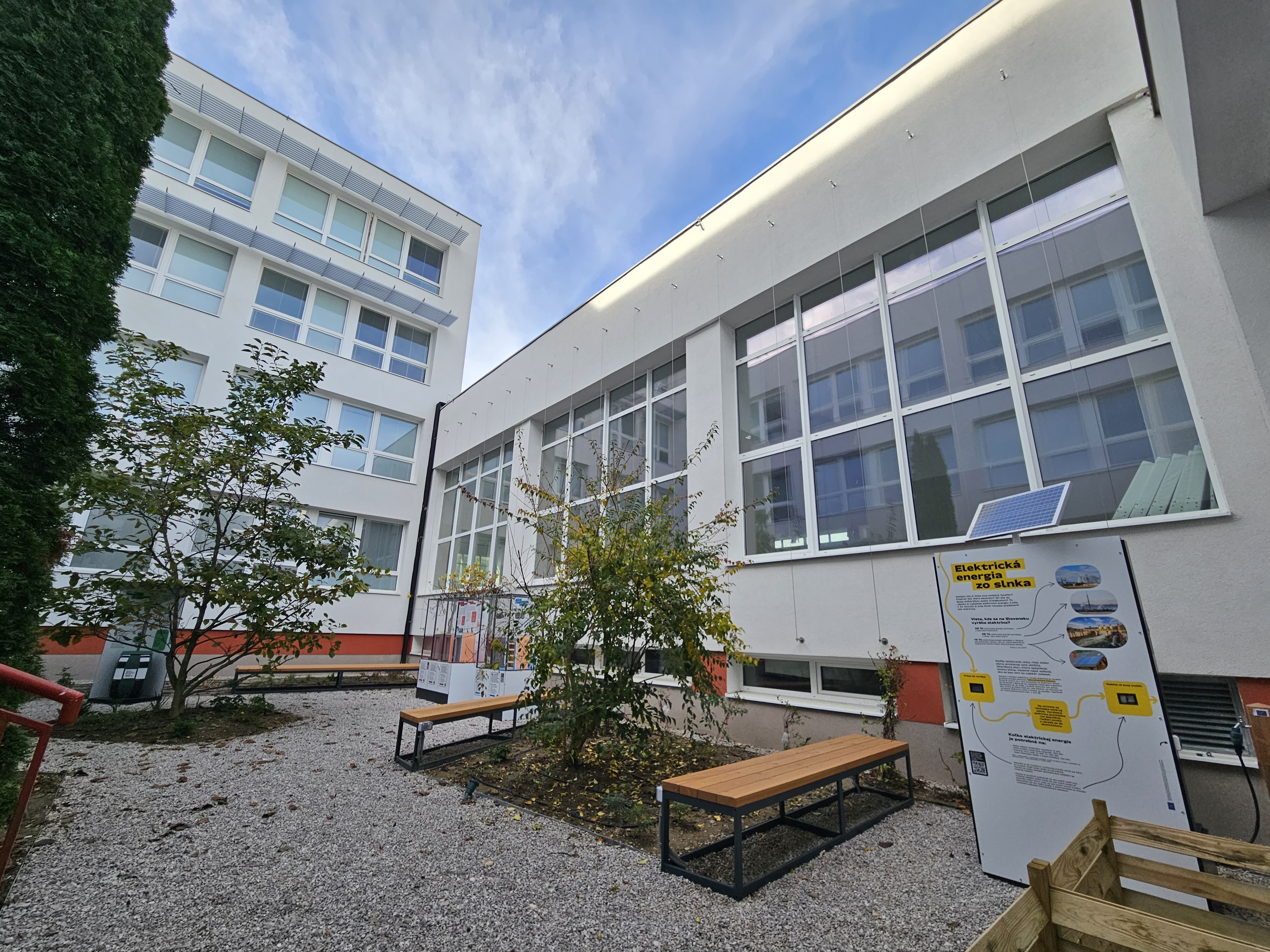 Kontrola a audity odhalili pochybenia. Karlova Ves dostala pokutu a prišla o časť grantu