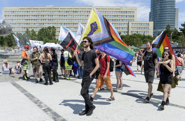 Podujatie Dúhový Pride na Námestí slobody v Bratislave. Foto: Pavol Zachar/TASR