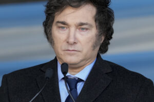 Mileiho šoková terapia s motorovou pílou