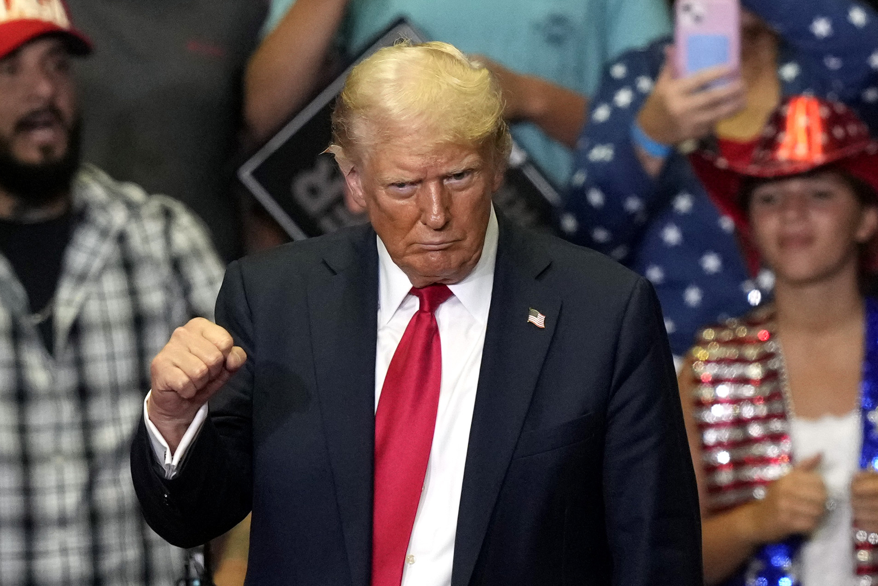 Donald Trump vyhrá voľby, tvrdí popredný analytik