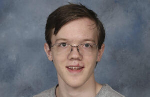 Strelec na Trumpa si miesto pár hodín pred atentátom prezrel dronom. A to viackrát