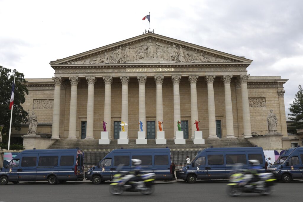 Le vainqueur des élections anticipées en France est la gauche, le parti de Le Pen n’est que troisième