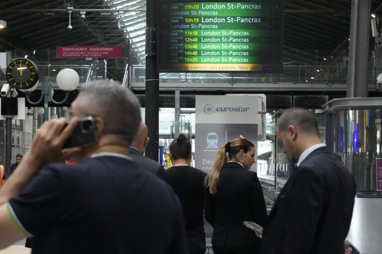 Francúzsko po útokoch posilnilo bezpečnosť na železničnej sieti