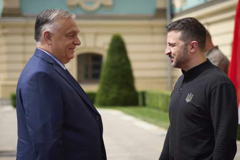 Orbán v Kyjeve: Zvážte prímerie. Pripojte sa k mierovým snahám Ukrajiny, kontruje Zelenskyj