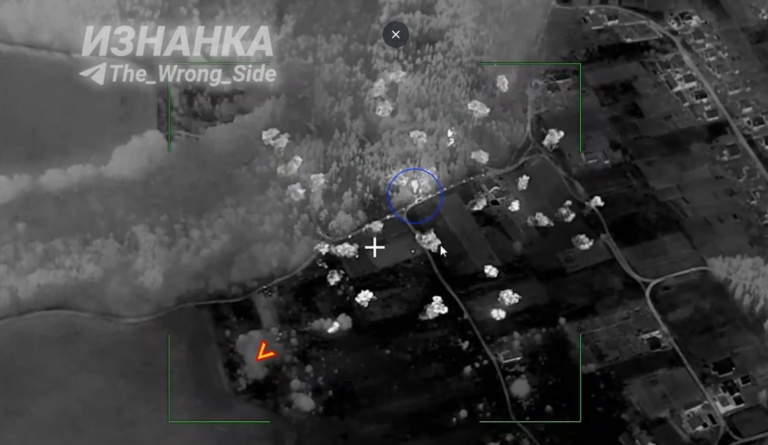 Rusi pokropili veľký ukrajinský konvoj kazetovou muníciou. Hovoria o rozsiahlych škodách