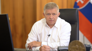 Premiér: Ak Ukrajina neobnoví tranzit ropy, Slovnaft jej prestane dodávať naftu