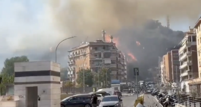 Na rímskom kopci Monte Mario vypukol požiar, ohrozoval súdnu budovu a televízne centrum