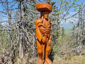 Na mieste, kde lapili Jánošíka, dnes bujnie les. Obec je bezradná, štát sa pomôcť nechystá