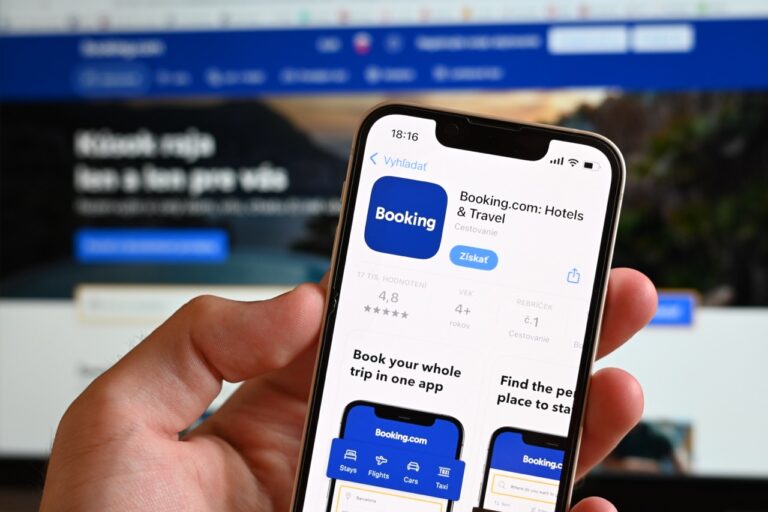 Viac než 10-tisíc hotelov žaluje Booking.com pre neférové podmienky
