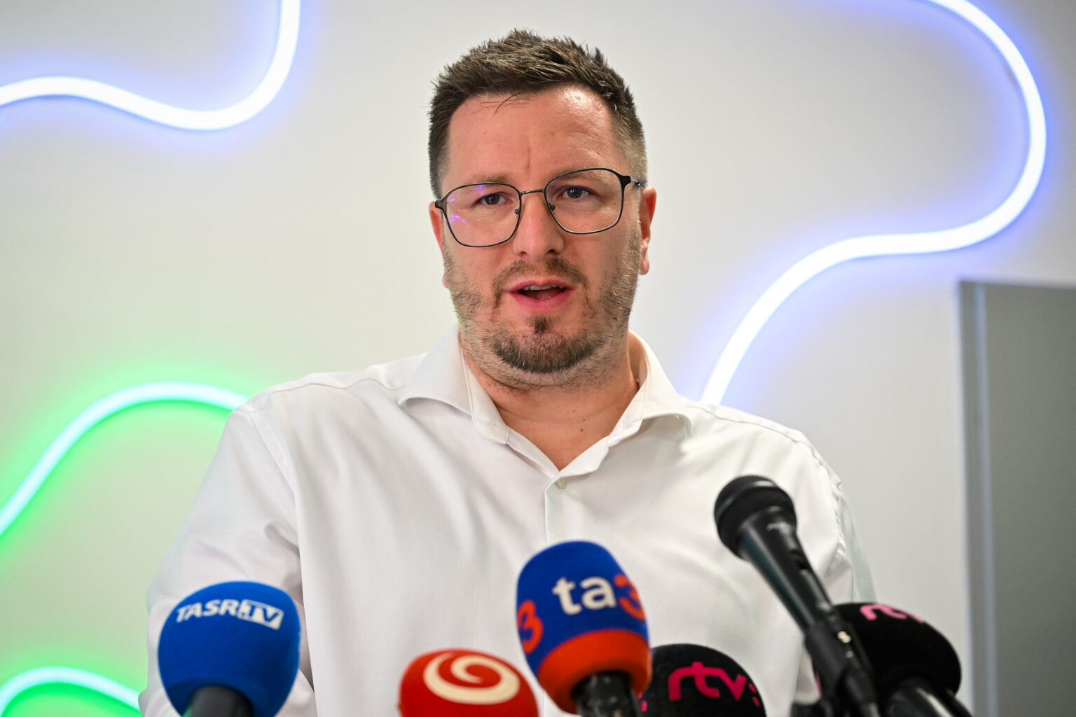 Marek Madro, riaditeľ Občianskeho združenia IPéčko,  počas tlačovej konferencie 15. júla 2024 v Bratislave. FOTO TASR - Pavol Zachar