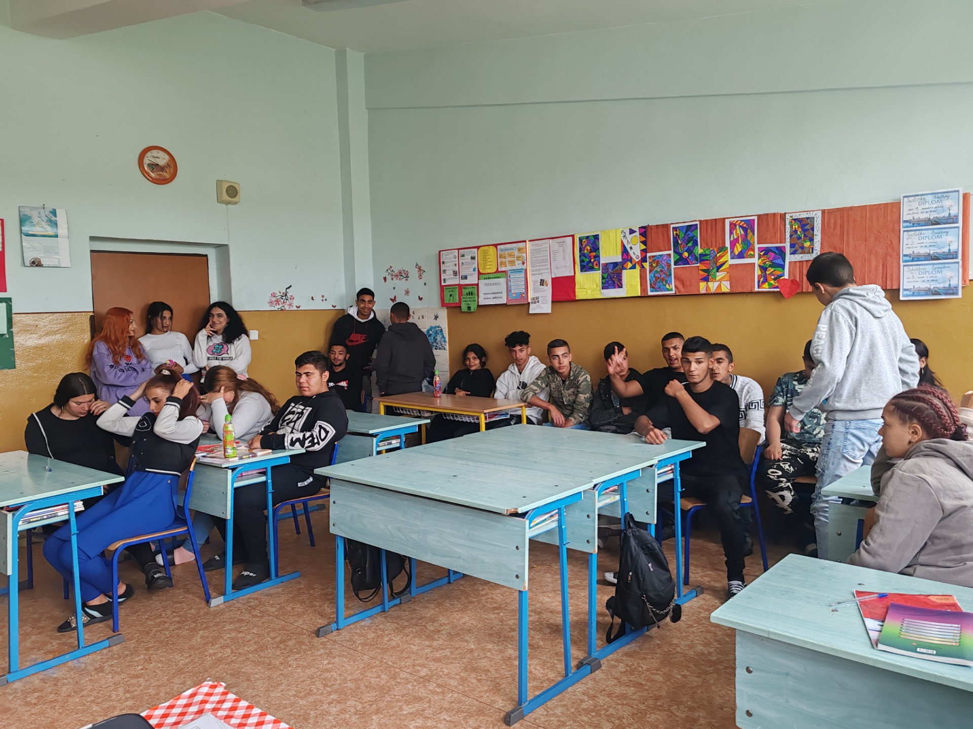 Rómskych žiakov idú učiť po rómsky. Progresívne Slovensko to nazýva segregáciou