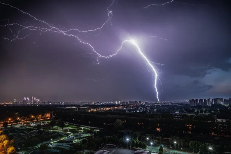 Úder blesku odstavil jadrovú elektráreň v Arménsku. Jerevan zostal bez elektriny