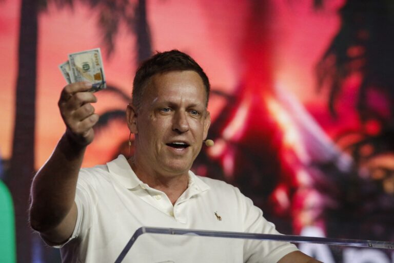 Zakladateľ spoločnosti PayPal Peter Thiel podporuje Trumpa už dlhšie obdobie. Foto: Profimedia.sk
