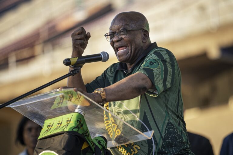 Zachráni koaličná vláda Juhoafrickú republiku? Posledná šanca dúhového národa