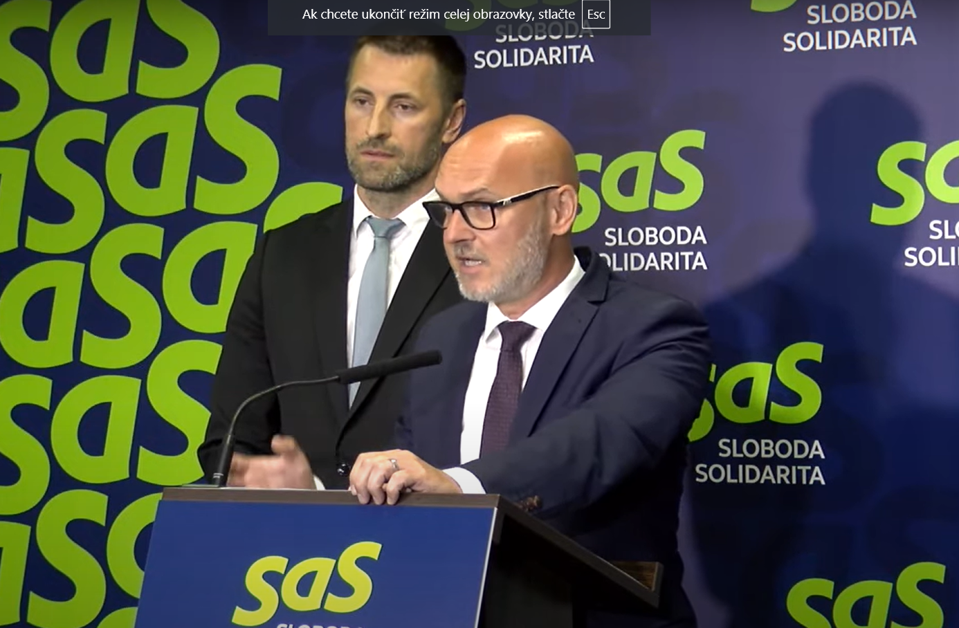 Vláda vraj mieri na paušál živnostníkov. Proti je SNS. Ruky preč, reaguje SaS