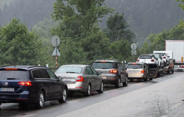 Obmedzenia na ceste 1/18 pri Strečne sa dočasne zmiernia