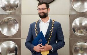 Nitrianski poslanci kritizujú Hattasovu nehospodárnosť a politiku. Spísali otvorený list