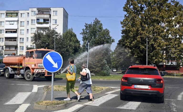 Vysoké teploty môžu väčšiu časť Slovenska potrápiť aj v piatok popoludní