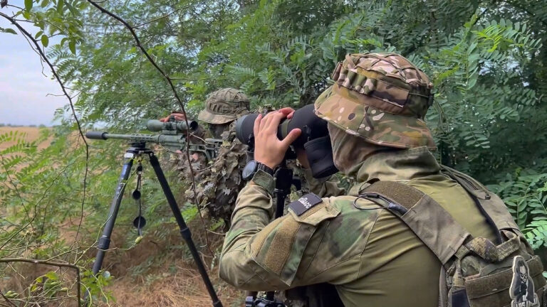 Rusi pokračujú v útokoch na Donbase. Údajne obsadili dedinu Serhijivka v blízkosti Pokrovska