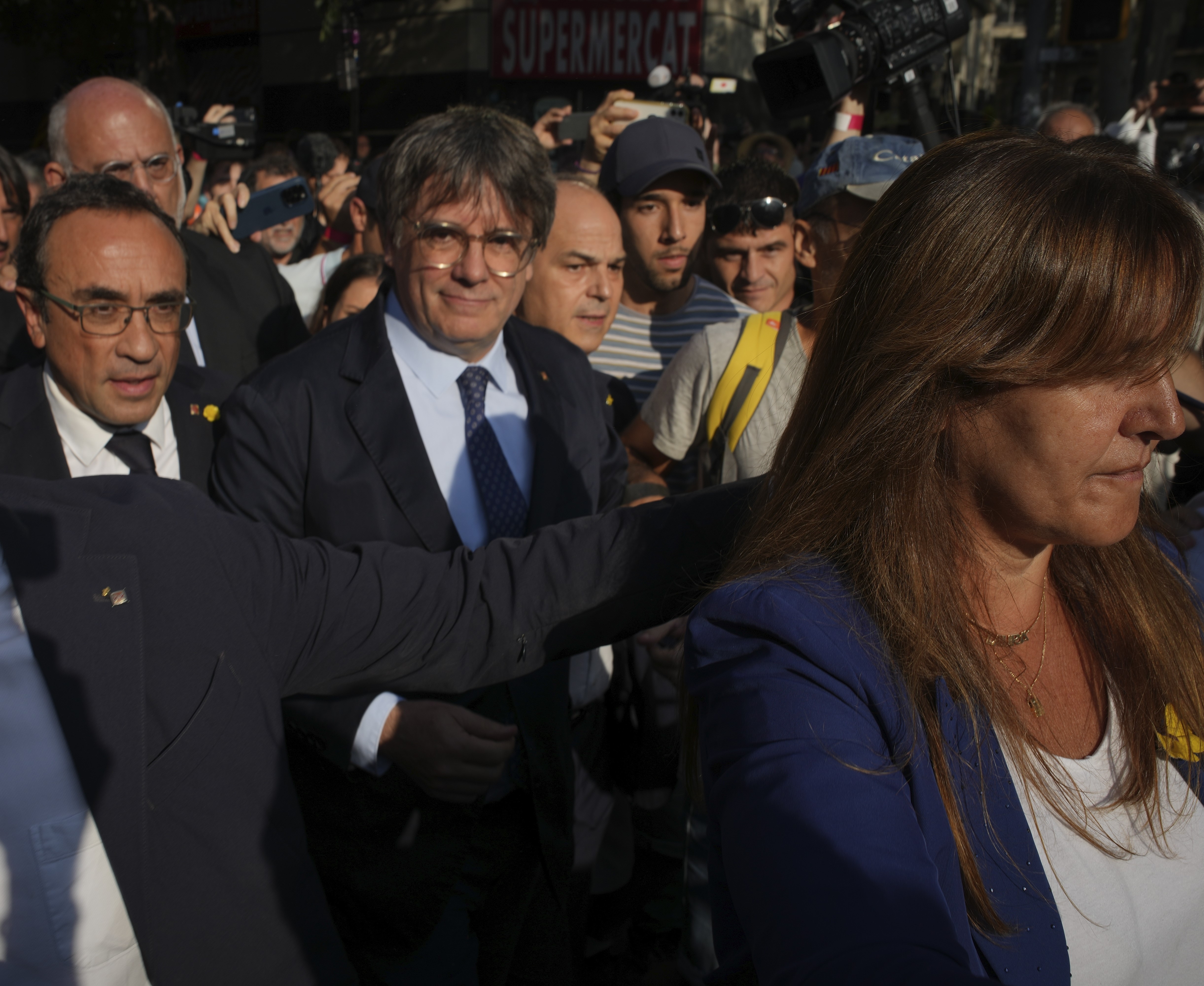 Katalánsky separatistický líder Carles Puigdemont ušiel späť do Belgicka
