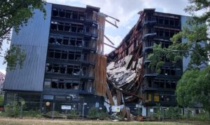 Zničený garážový dom na Drieňovej bude minulosťou. Definitívne rozhodnutie padne na jeseň