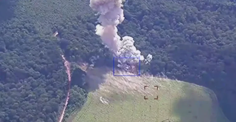 Video: Ruská armáda zničila Ukrajincom raketový systém HIMARS, ktorý kryl ich pozície v Kursku