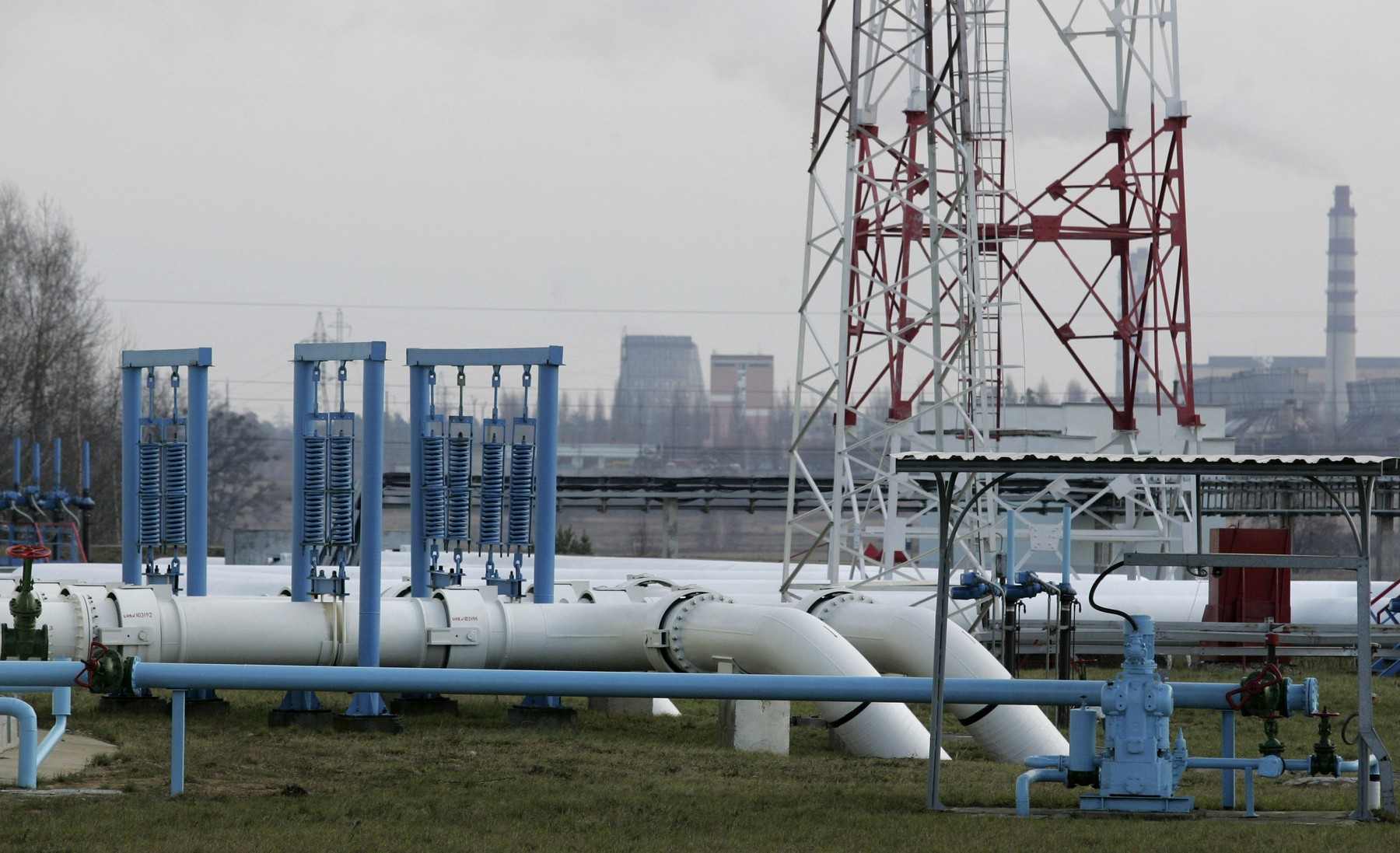 Na Slovensko už tečie ropa cez Družbu. Pellegrini to víta, Danko hovorí o prehre EÚ