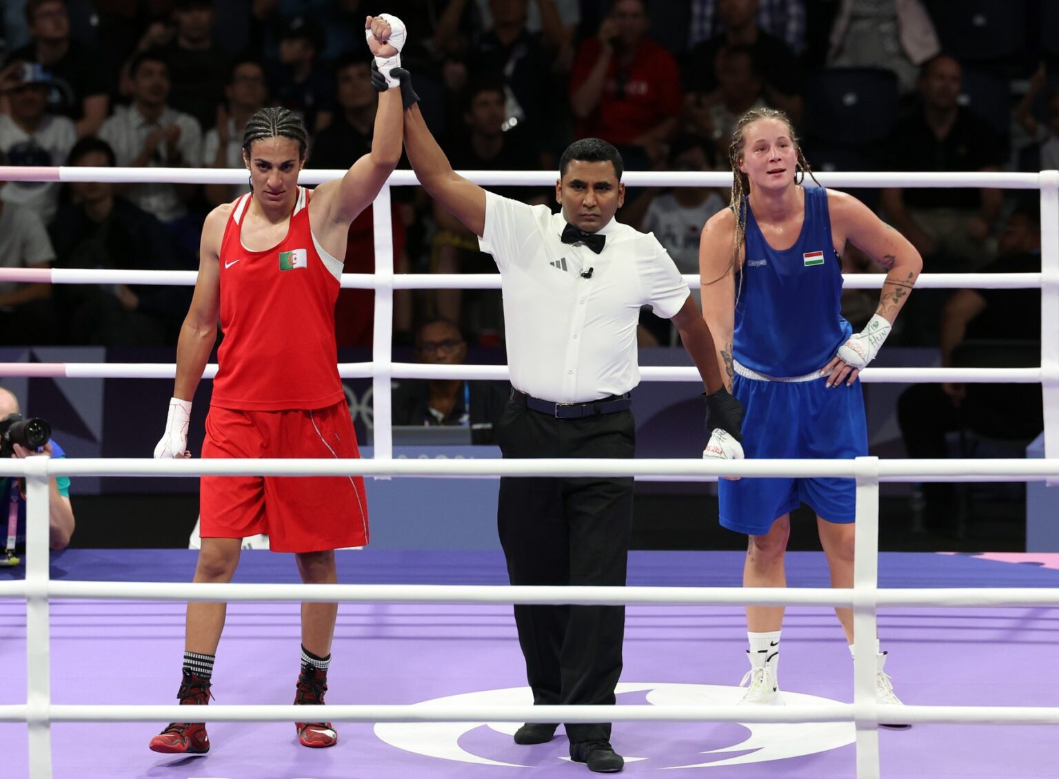 Imán Chalíf a Anna Luca Hámoriová na olympiáde v Paríži 2024. Foto Isabel Infantes / PA Images / Profimedia