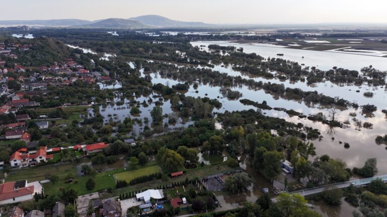 Foto: Situácia v Devíne a Devínskej Novej Vsi je naďalej kritická