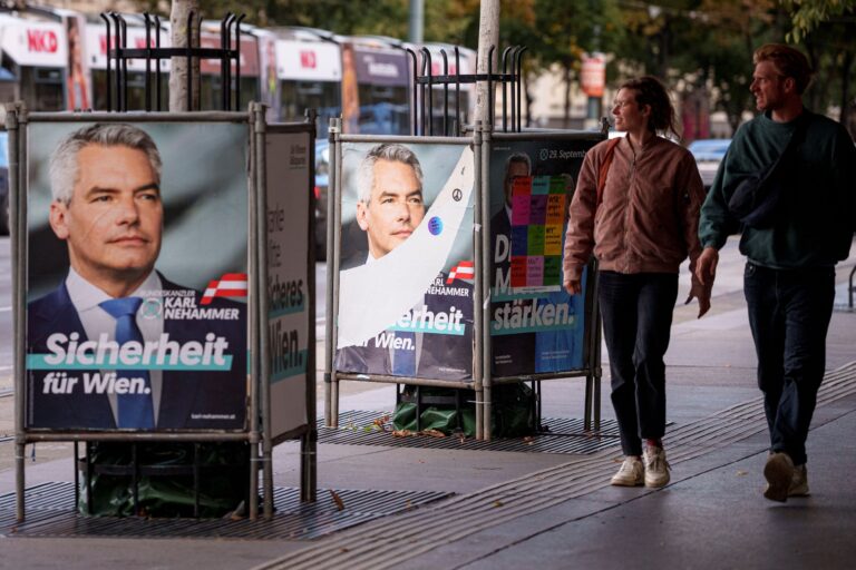 V Rakúsku sa konajú parlamentné voľby. Favoritom je Slobodná strana Rakúska