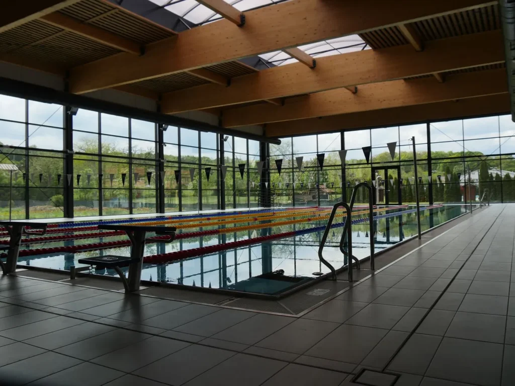 Bazén v krytej plavárni Lučenec. Foto: Mesto Lučenec