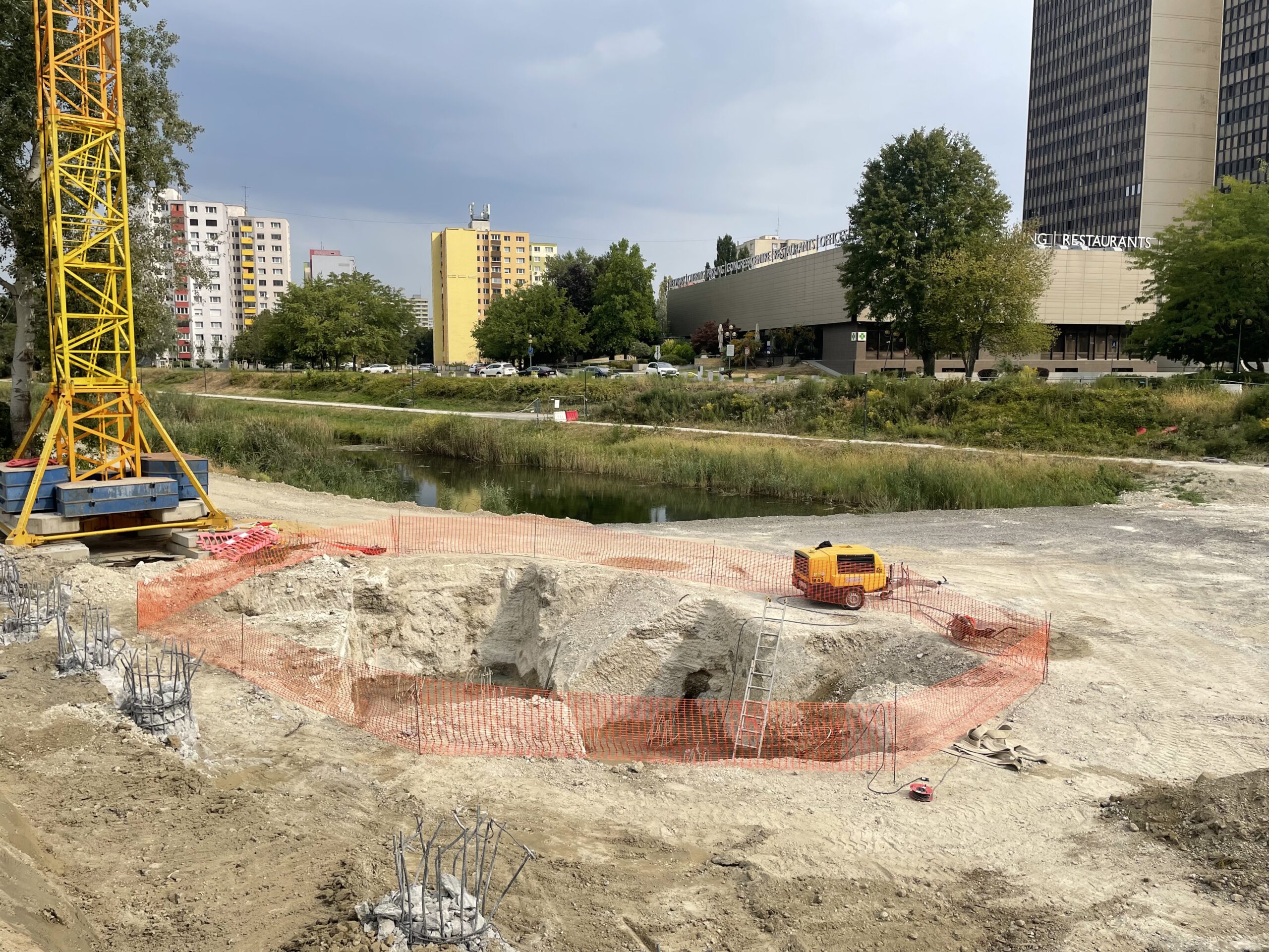 stavba električkovej trate v petržalke