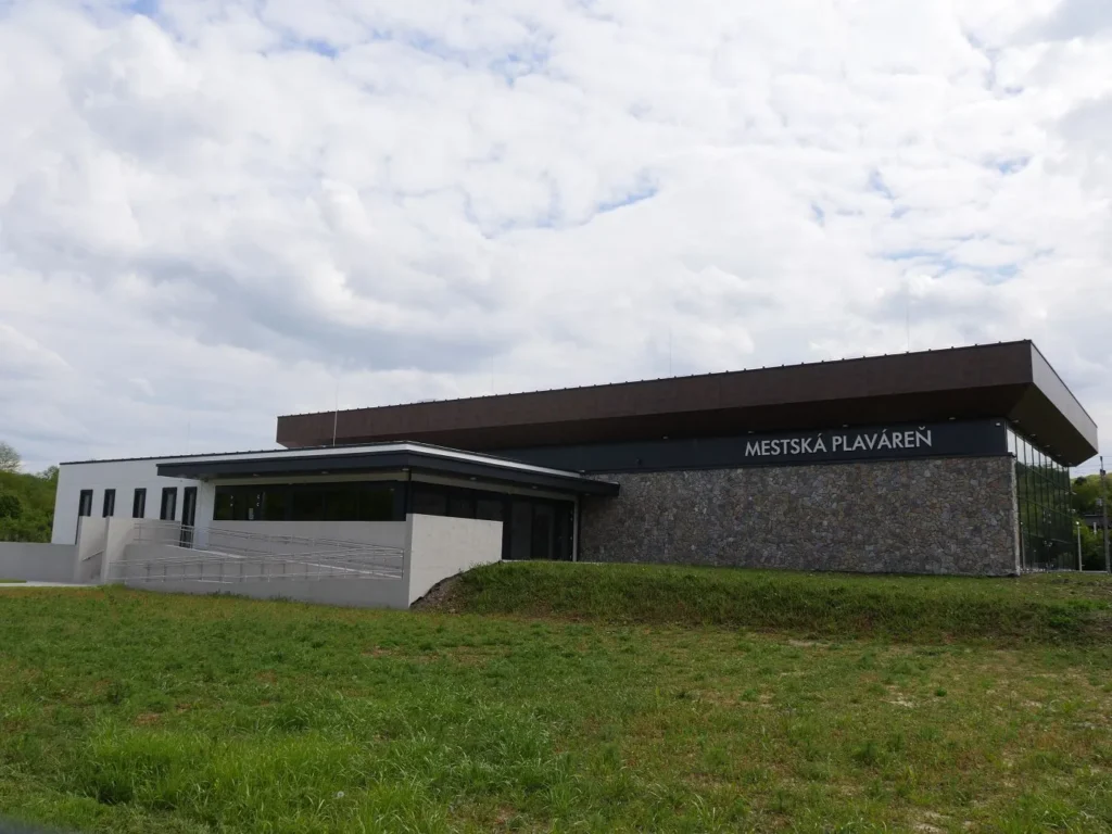 Krytá plaváreň Lučenec. Foto: Mesto Lučenec